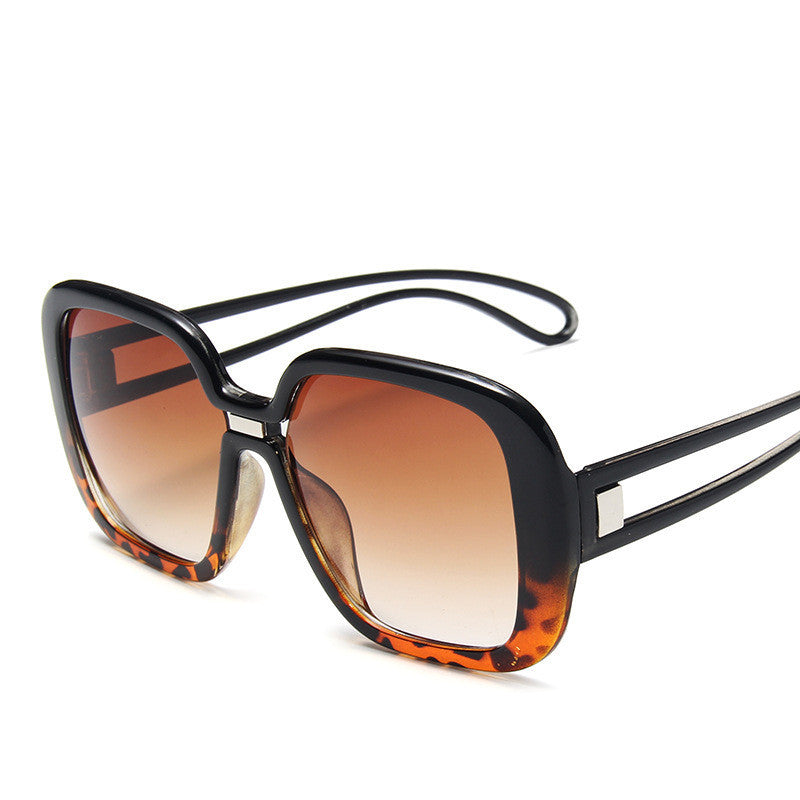 Gradient personality large frame sunglasses