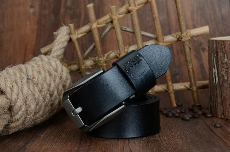 Leather pin buckle belt