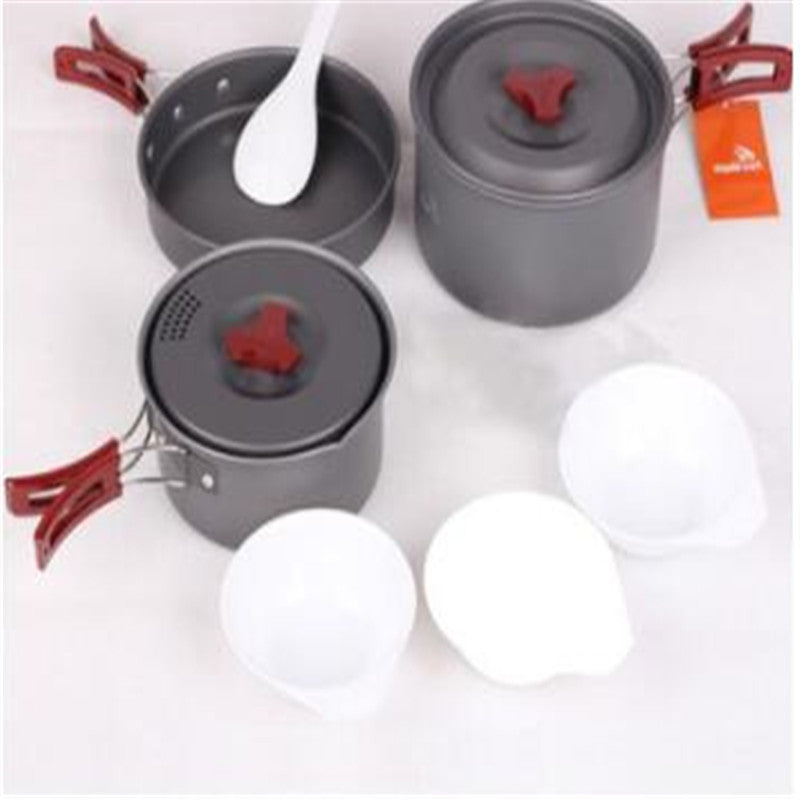 Camping pot set