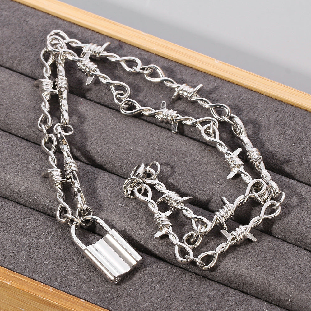 Fashion Thorns Lock Necklace