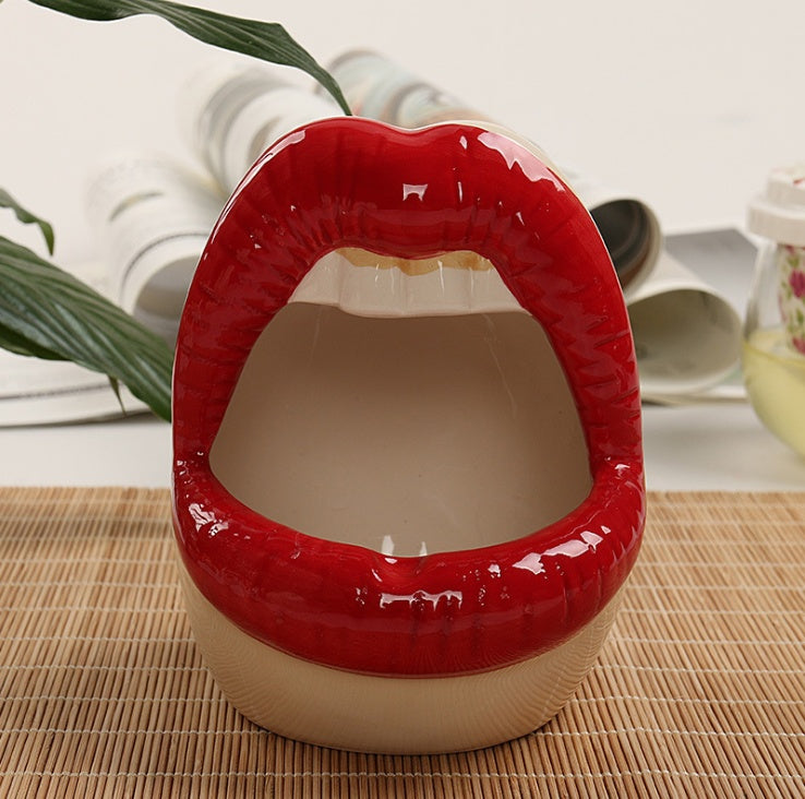 Ceramic ashtray