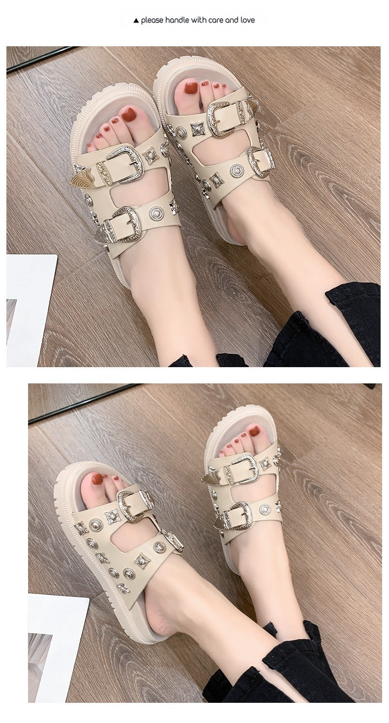 Fashion Trendy Plus Size Rivet Sandals