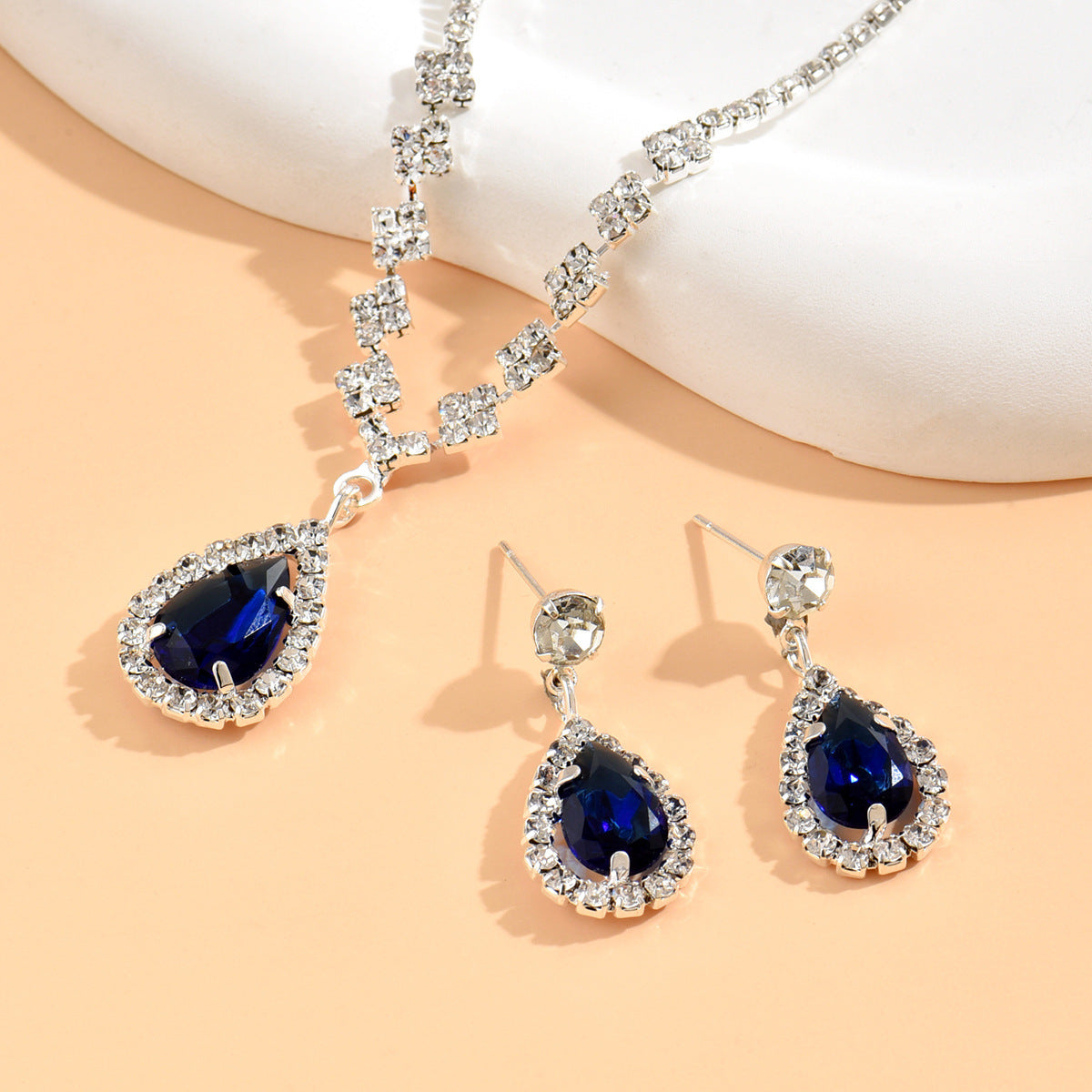 Zircon Fashion Necklace Set