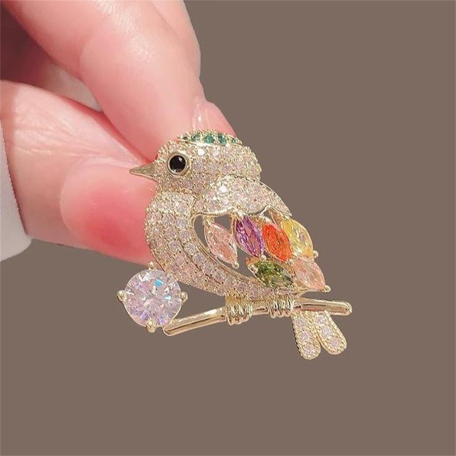 Magpie Bird Brooch