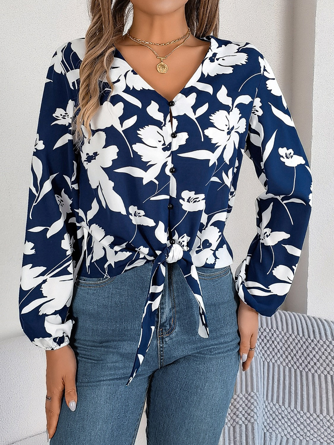 Printed V-Neck Long Sleeve Blouse