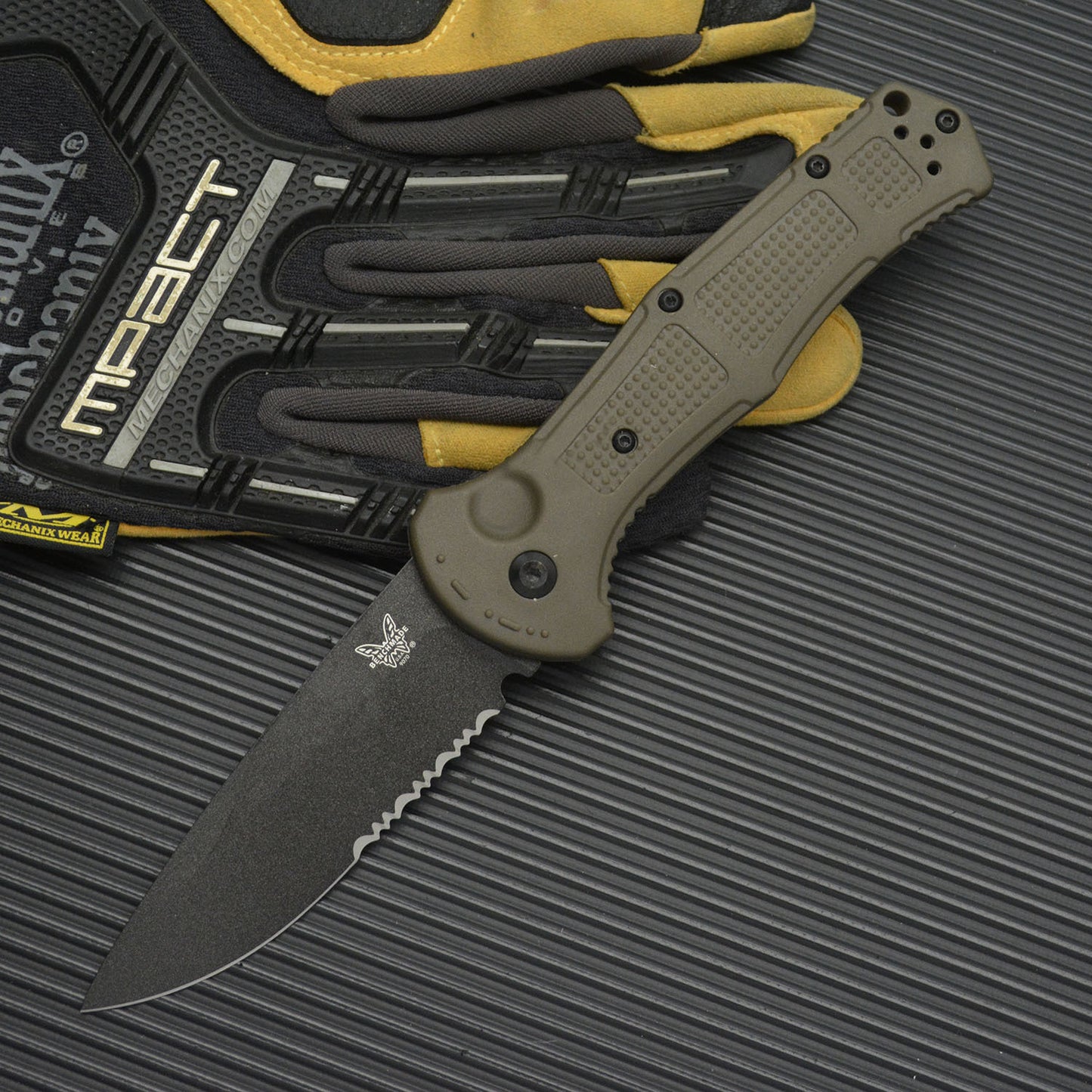 D2 Steel High Hardness Folding Knife