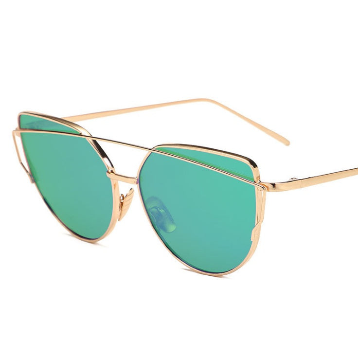 Metal frame cat eye sunglasses