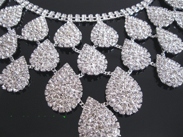 White Rhinestone Necklace Set