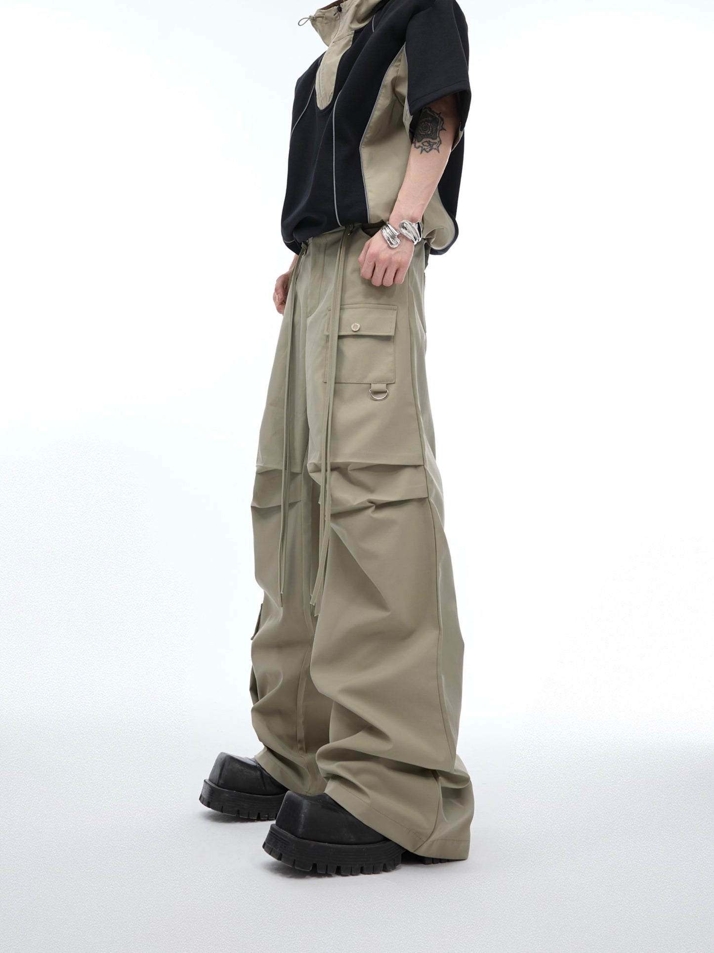 Deconstructed Stitching Design Hooded Short Sleeve Suit Outdoor Leisure Loose Cargo Pants