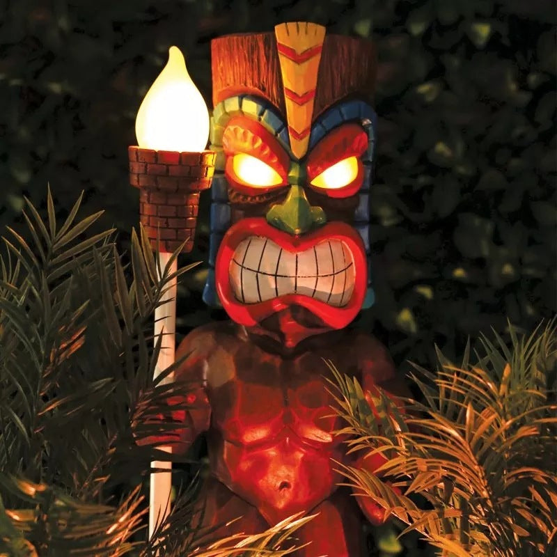 Totem Garden Solar Resin Decoration