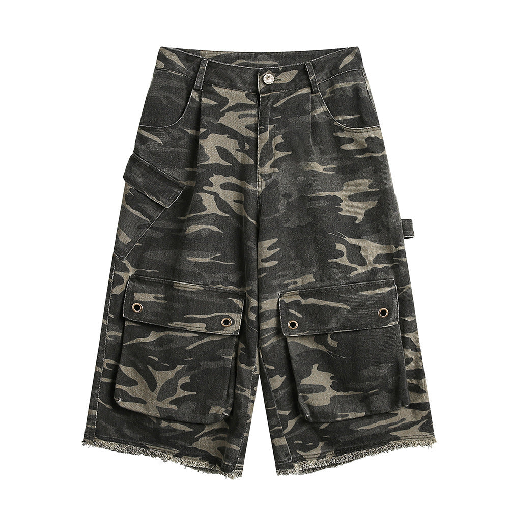 Camouflage Multi-pocket Cropped Shorts