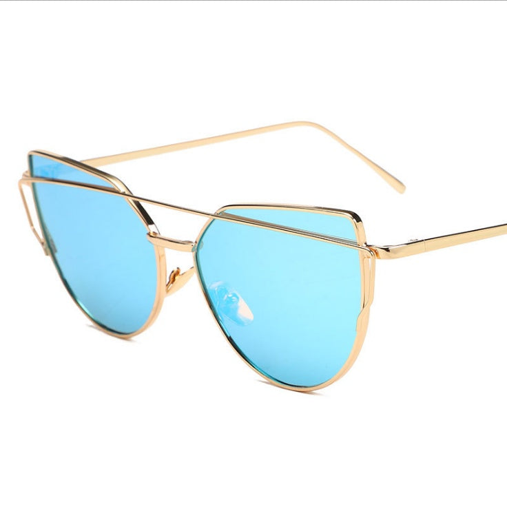 Metal frame cat eye sunglasses