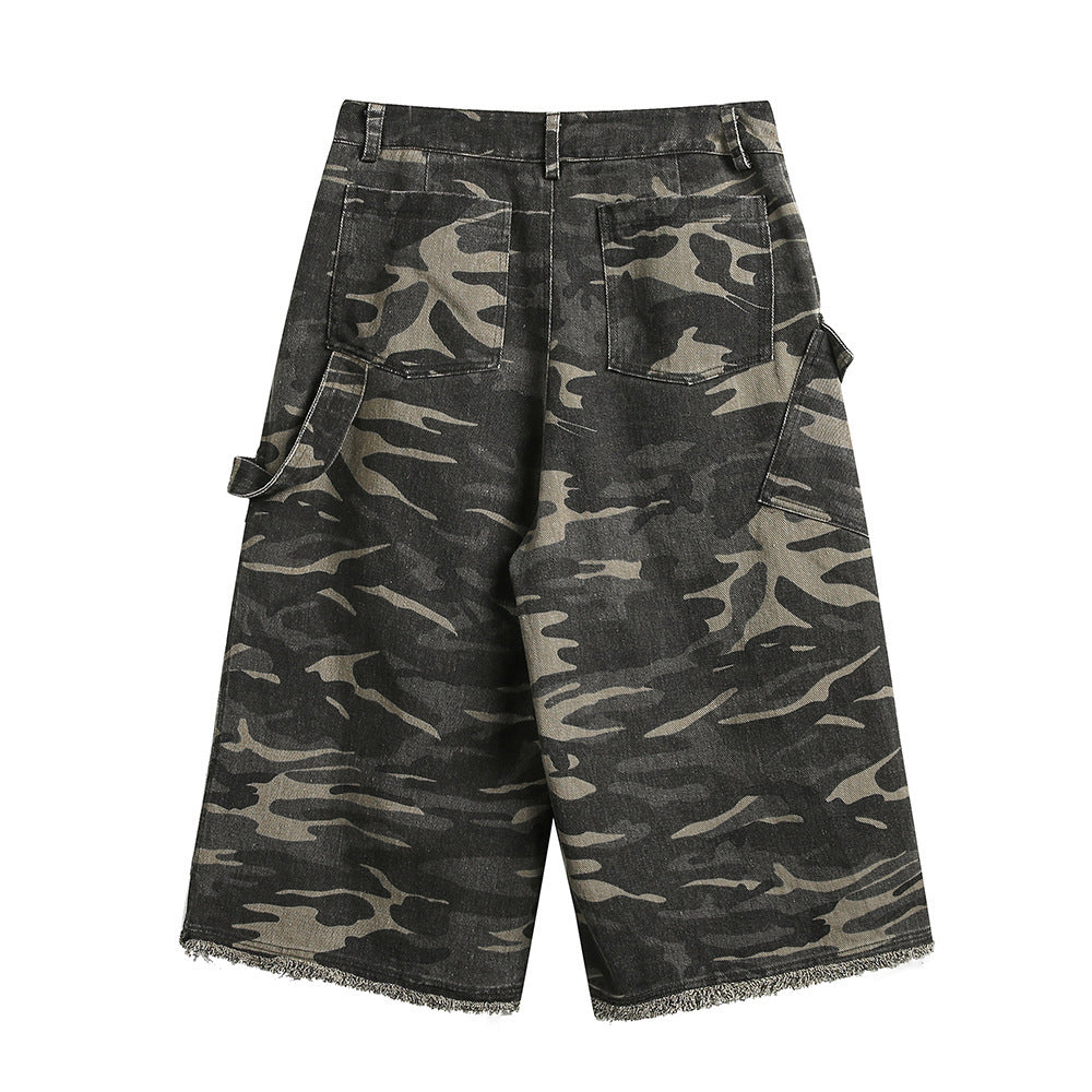 Camouflage Multi-pocket Cropped Shorts