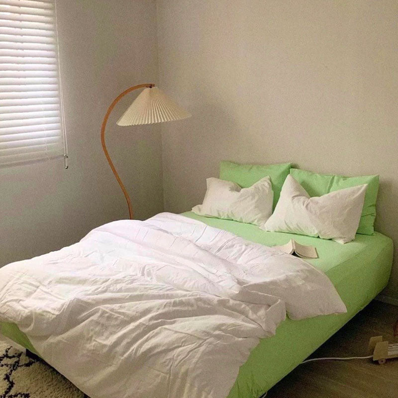 Fashionable Color Bed Sheet set