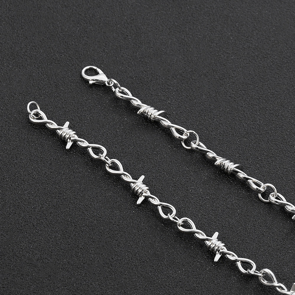 Fashion Thorns Lock Necklace