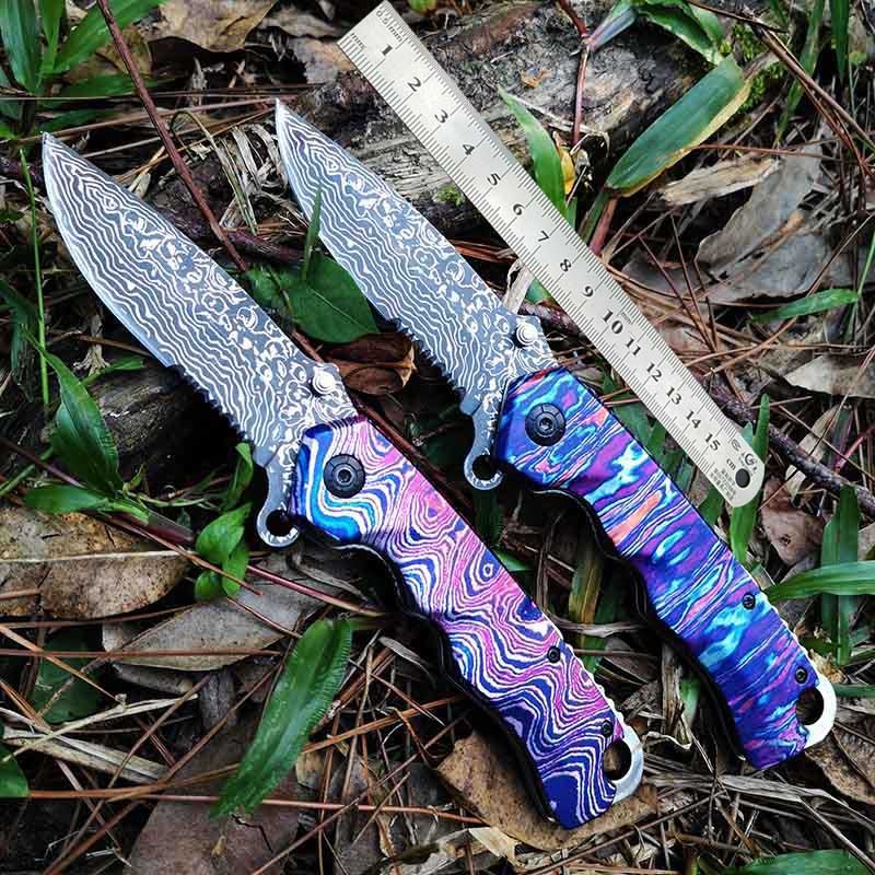 Damascus Grain Folding Blade Knife