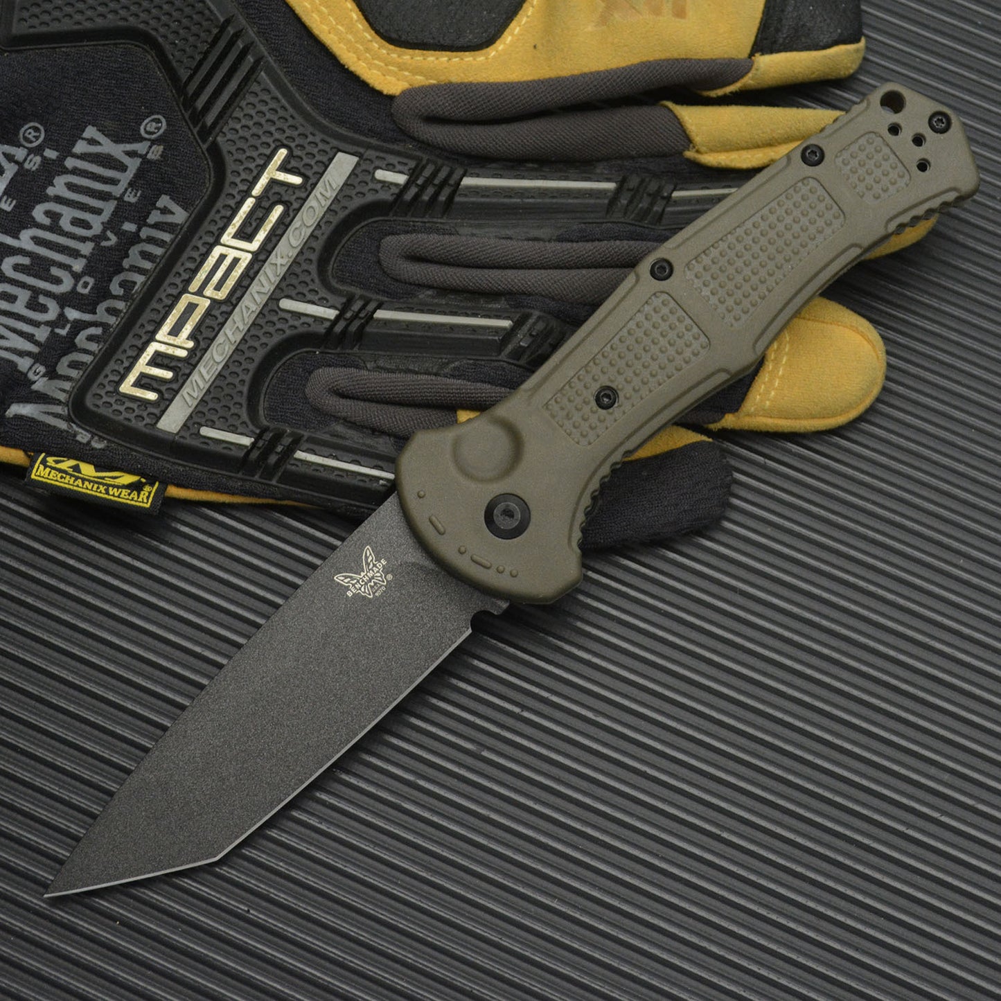 D2 Steel High Hardness Folding Knife