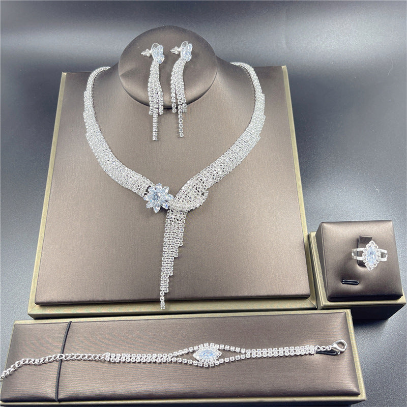 Fashion Jewelry Necklace Set