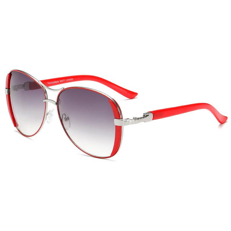 Women's Large Frame Fashionable Sunglasses