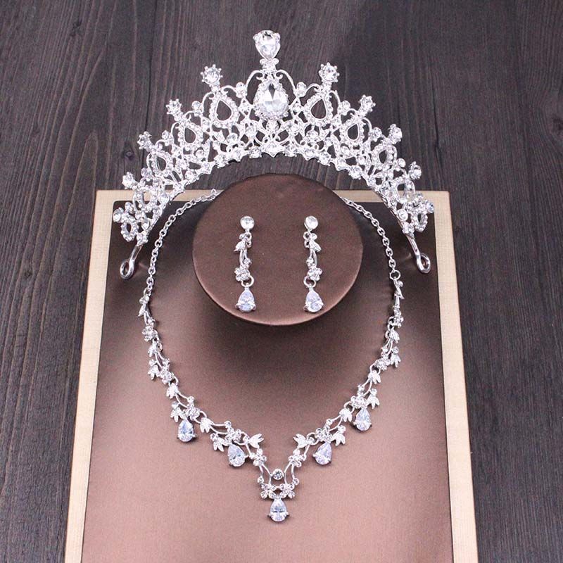 Rhinestone Crown Necklace Set