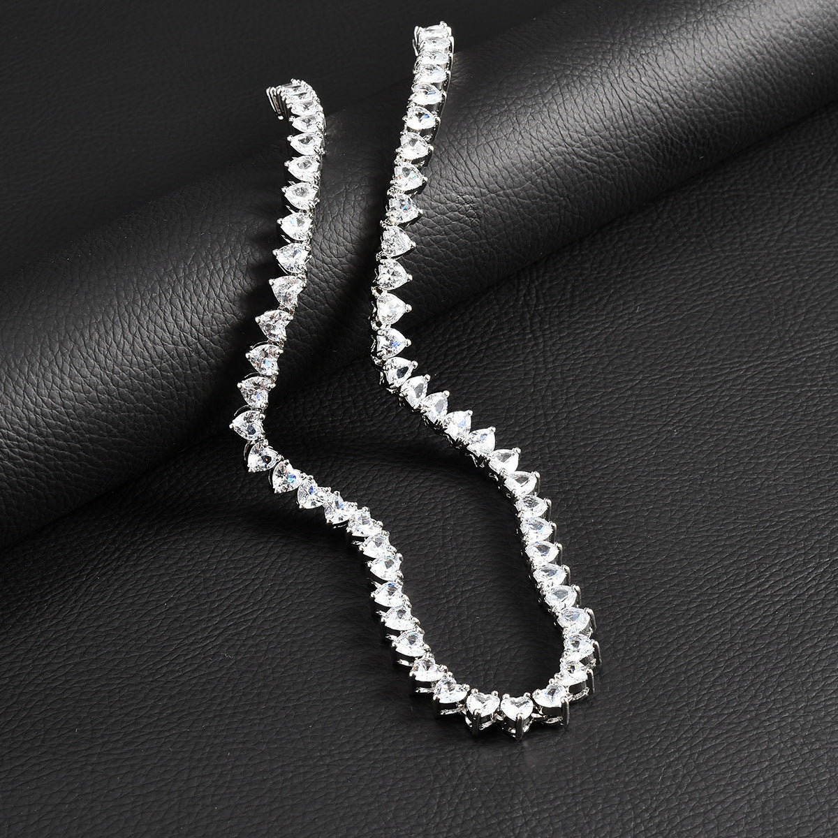 Loving Heart Zircon Tennis Chain Diamond-embedded Necklace