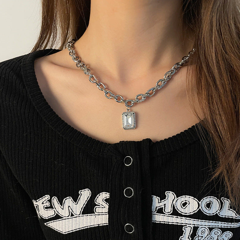 Square Winding Full Diamond Necklace