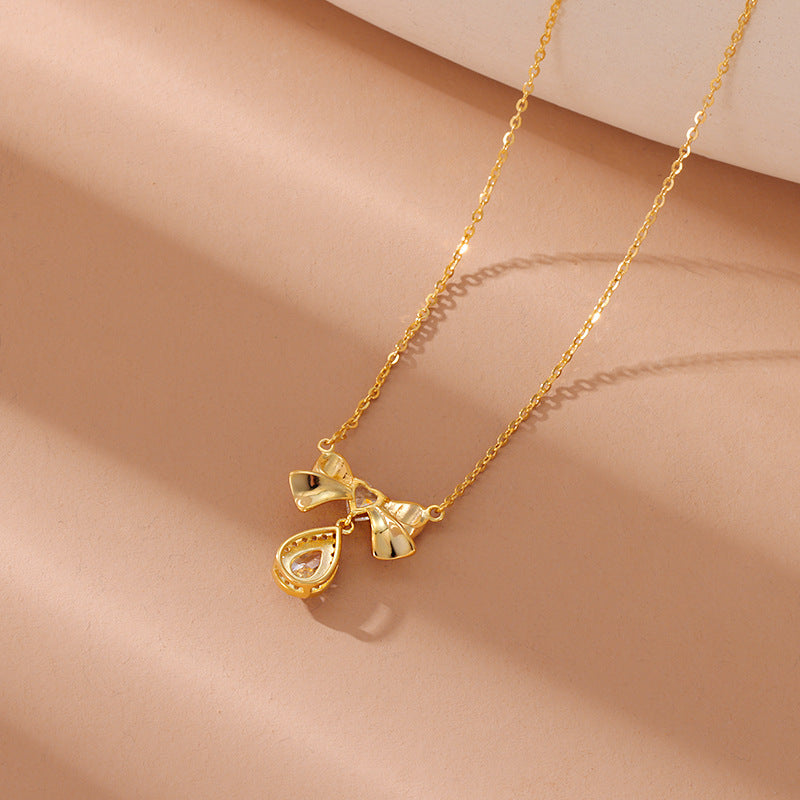 Bow Necklace