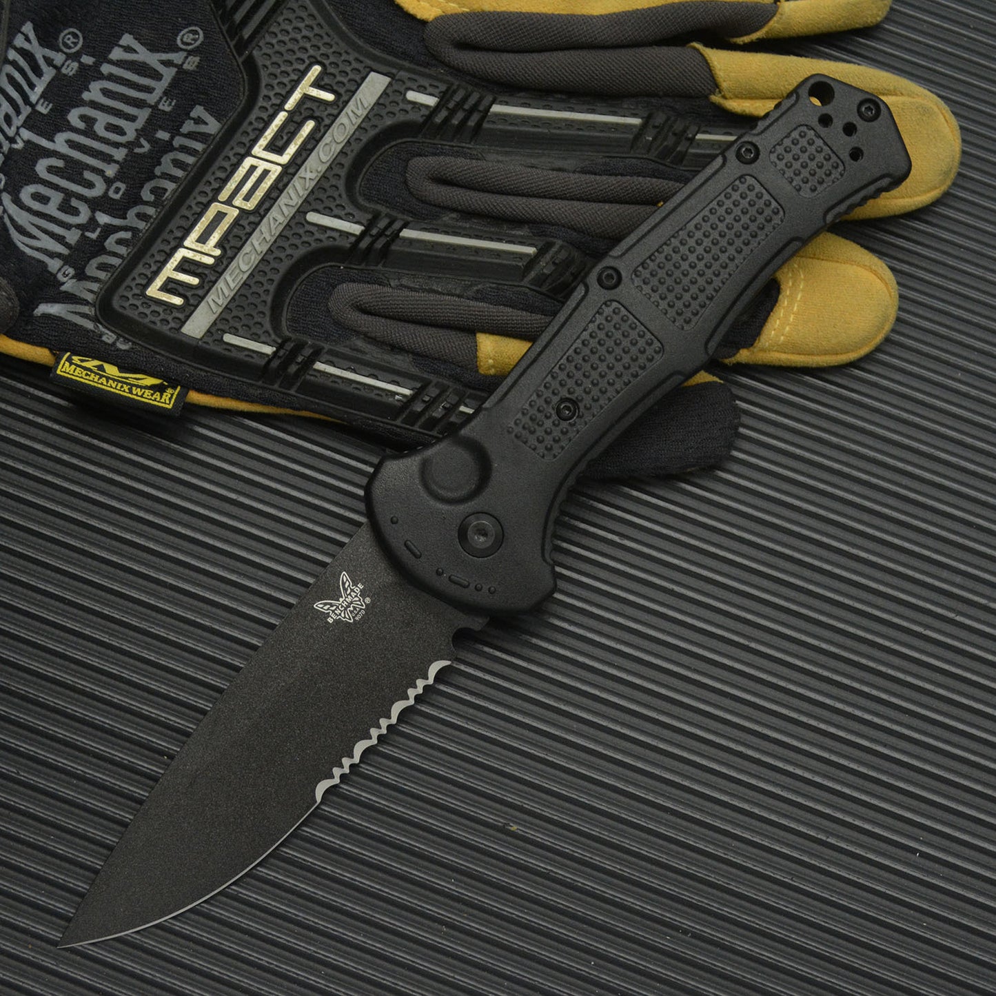 D2 Steel High Hardness Folding Knife