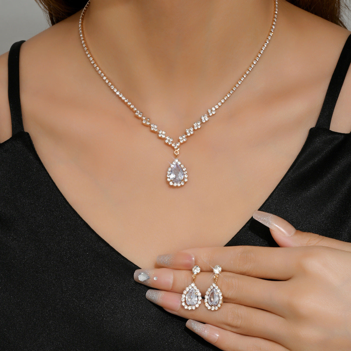 Zircon Fashion Necklace Set