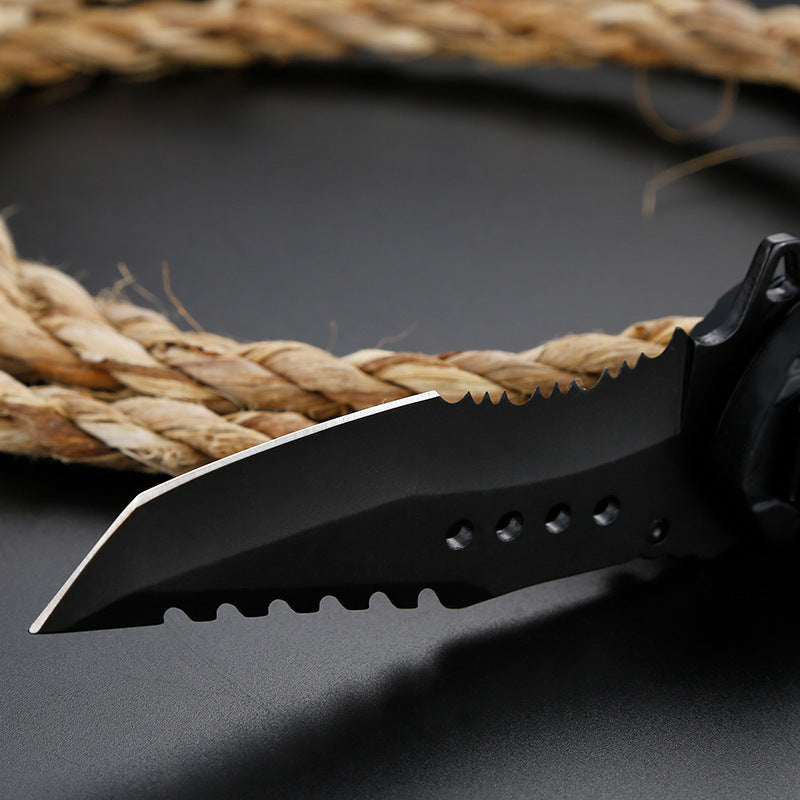 Razor Teeth Folding Knife