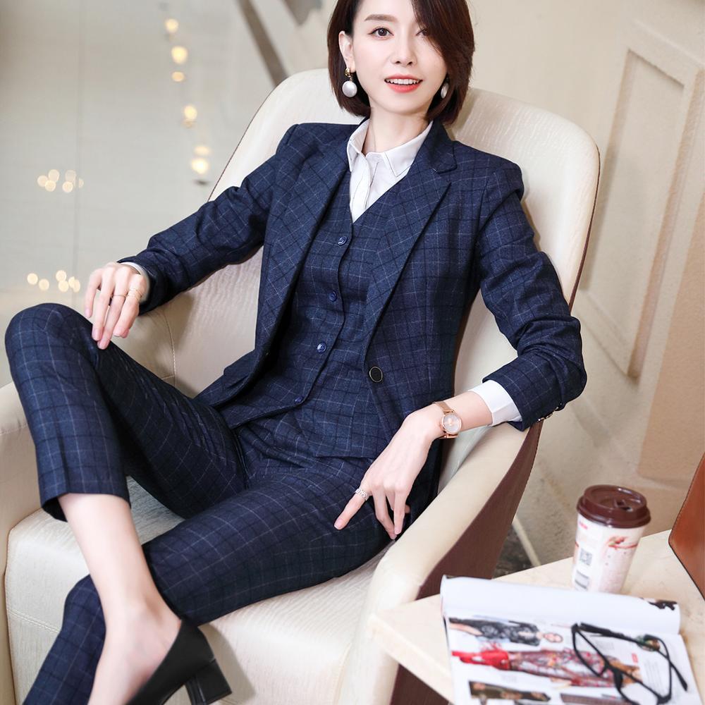 Women's Plaid Business Suit