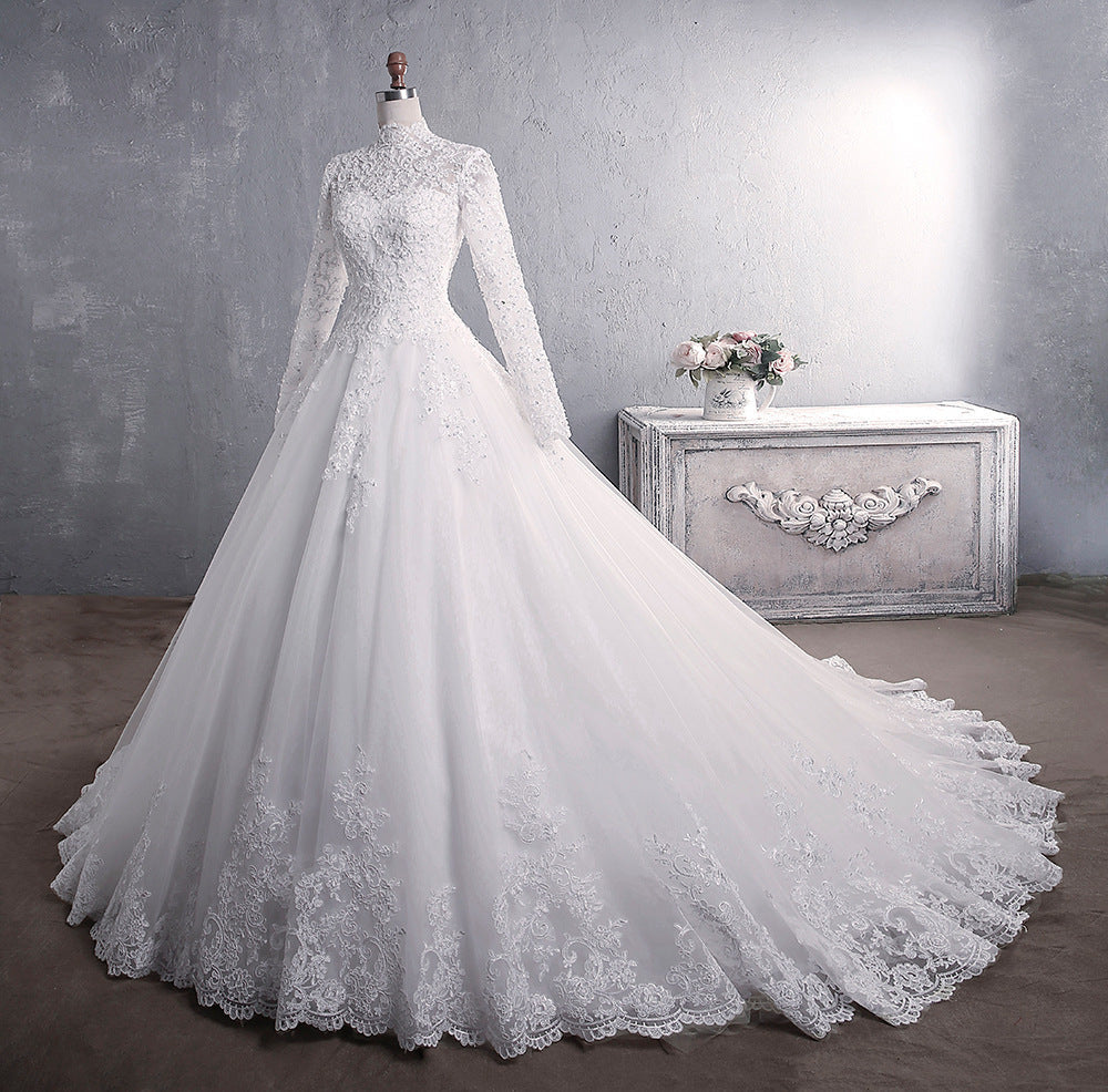 Long-sleeved Lace Wedding Dress