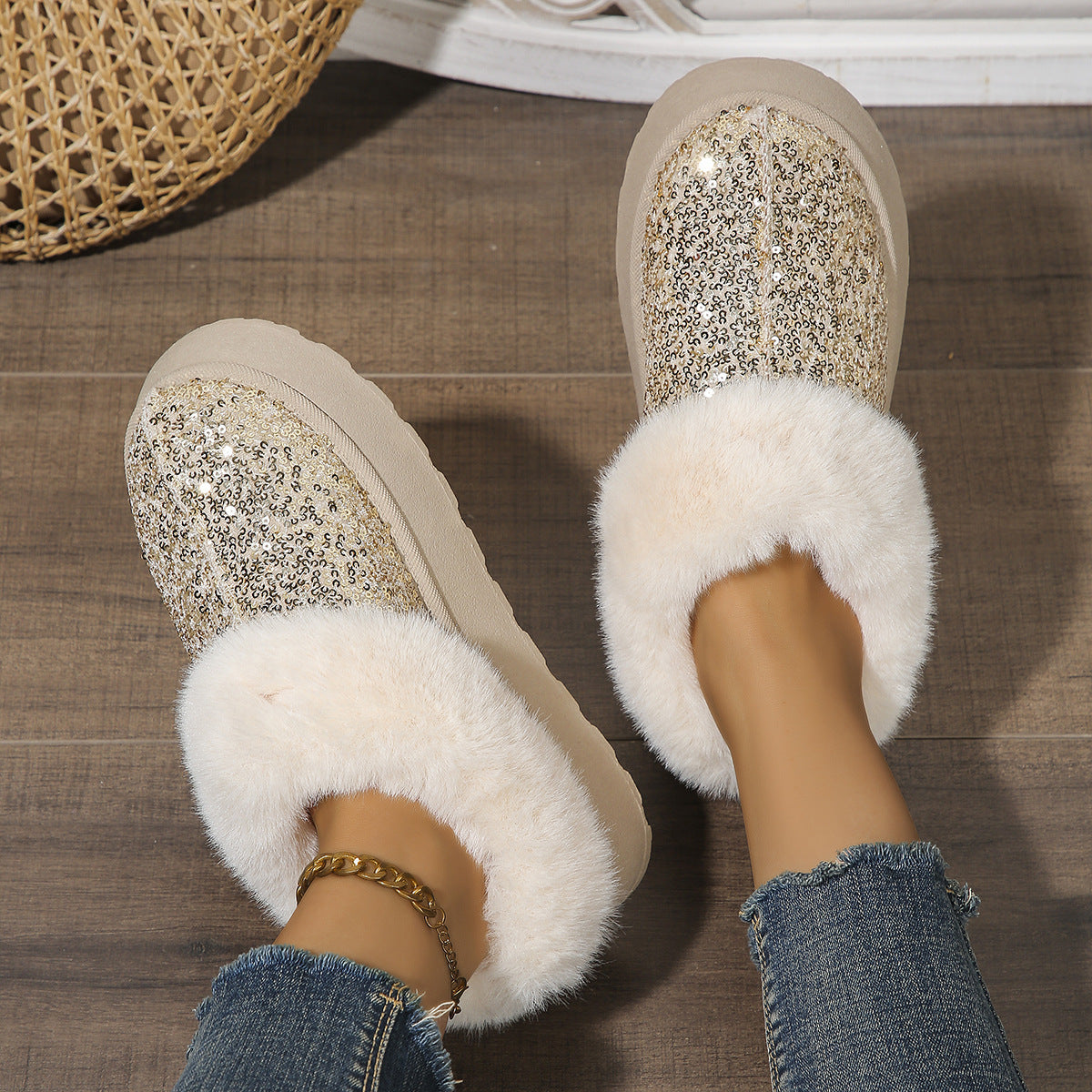 Fashion Sequined Thick-soled Plush Slippers