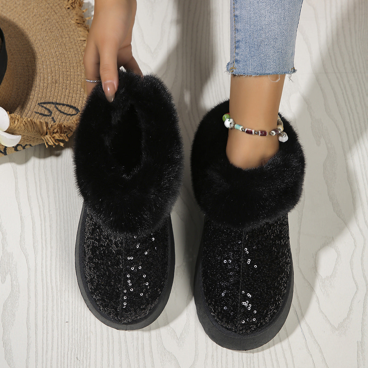 Fashion Sequined Thick-soled Plush Slippers