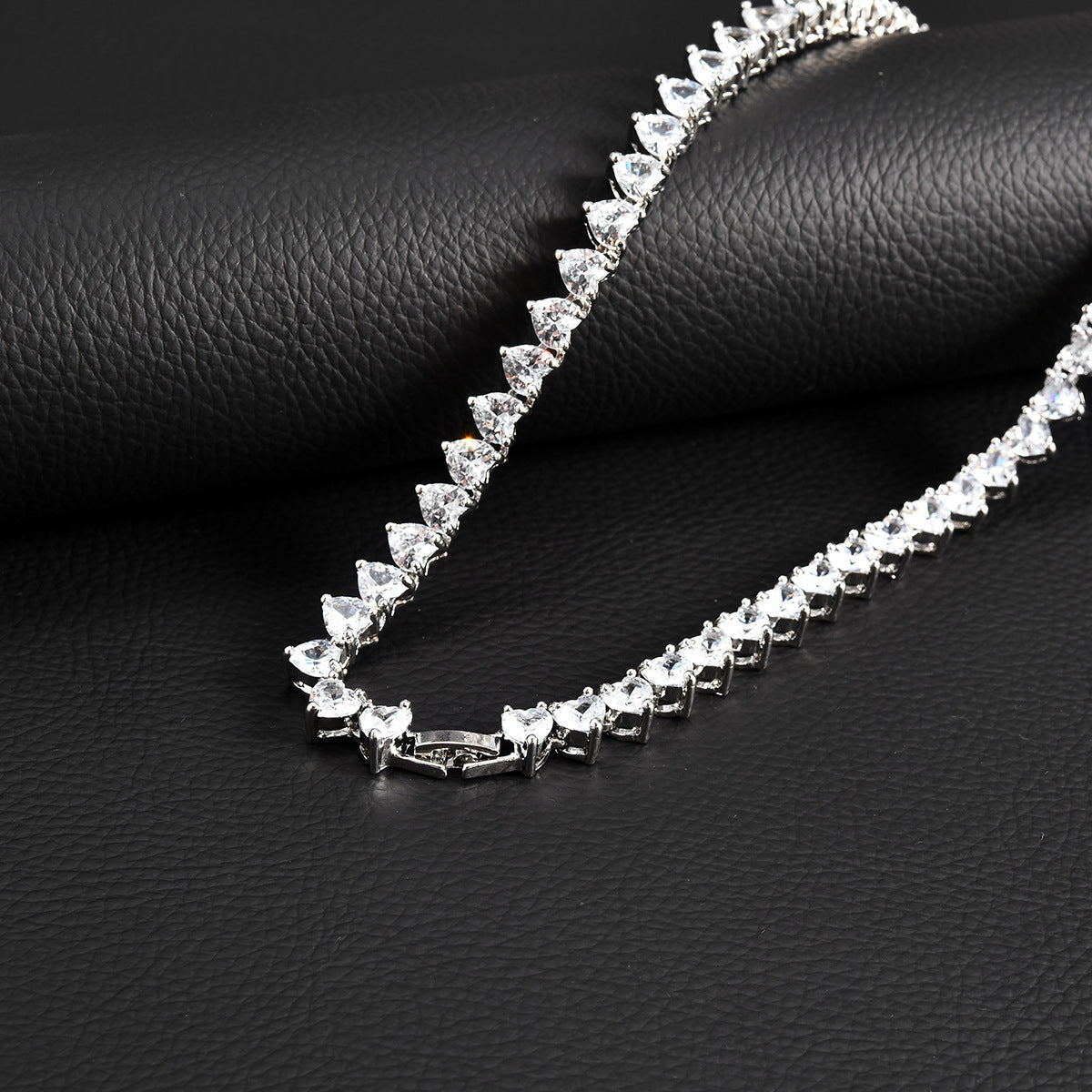 Loving Heart Zircon Tennis Chain Diamond-embedded Necklace