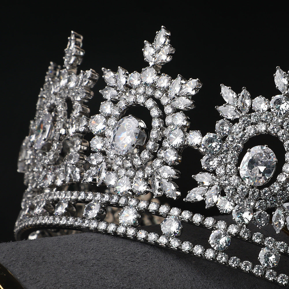 Zircon Light Luxury Crown