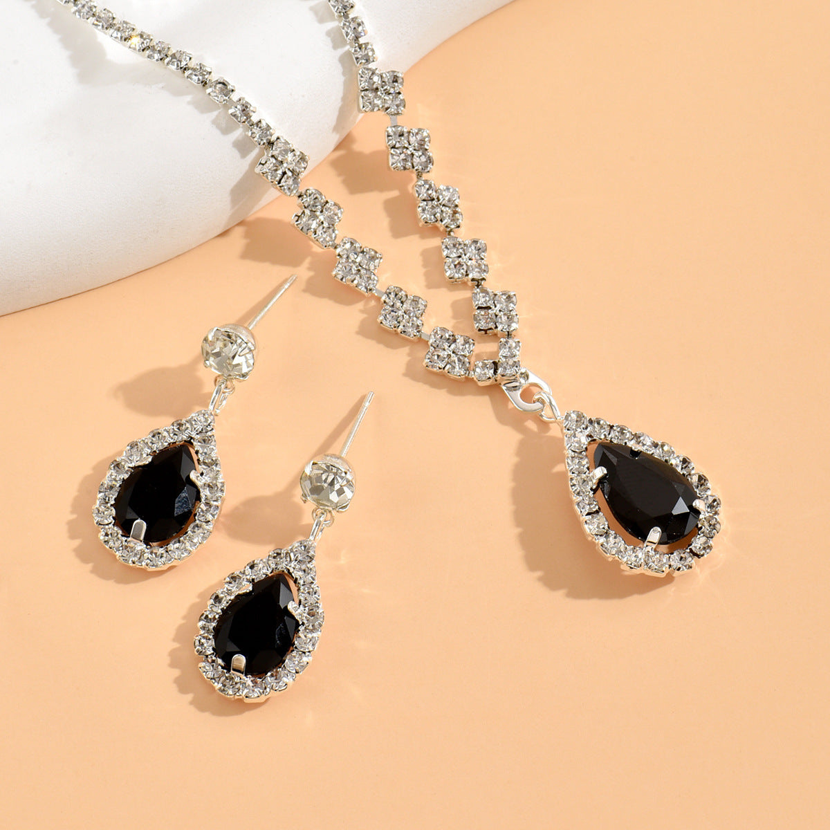 Zircon Fashion Necklace Set