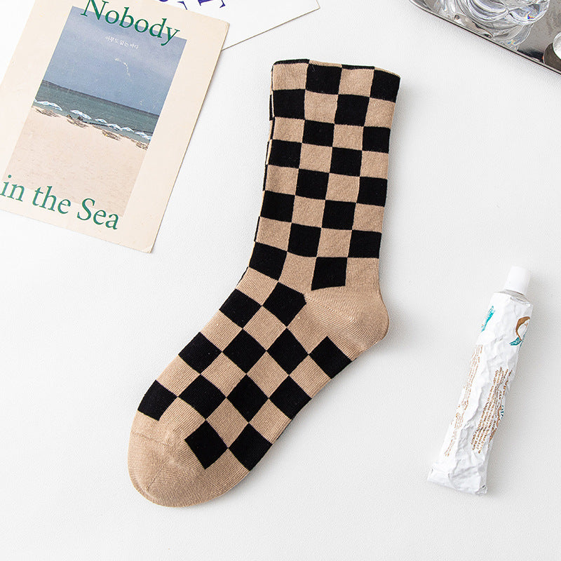 Chessboard Plaid Contrast Color Tube Socks