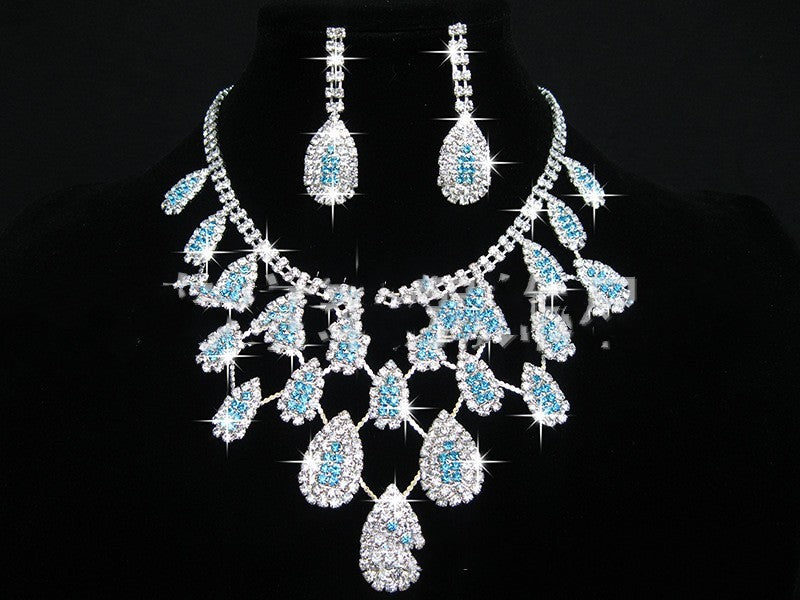 White Rhinestone Necklace Set