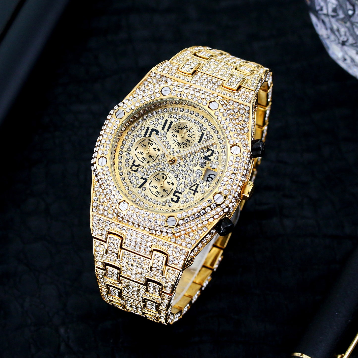 Bling Master Quartz Watch