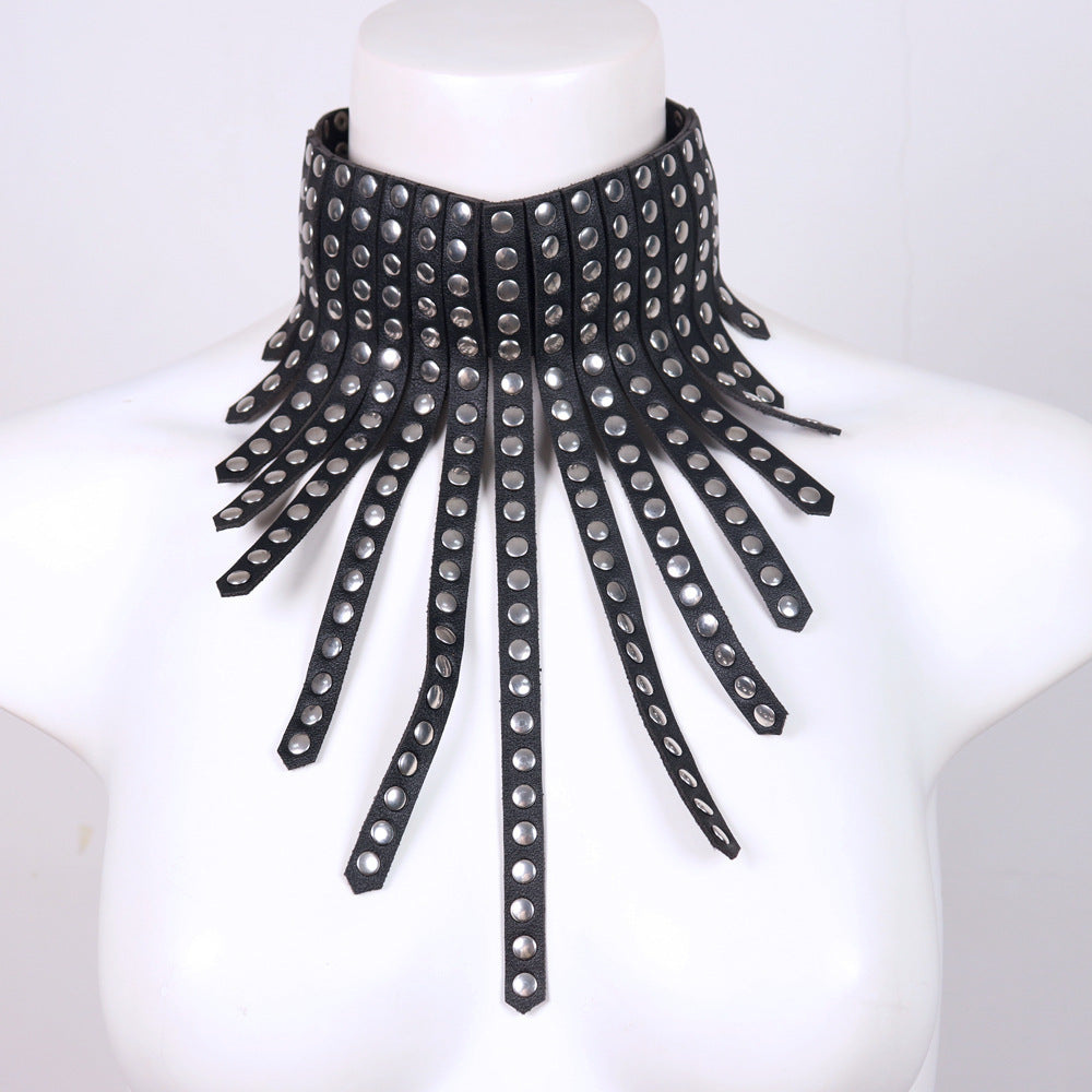 Punk Rivet Round Pendant Necklace